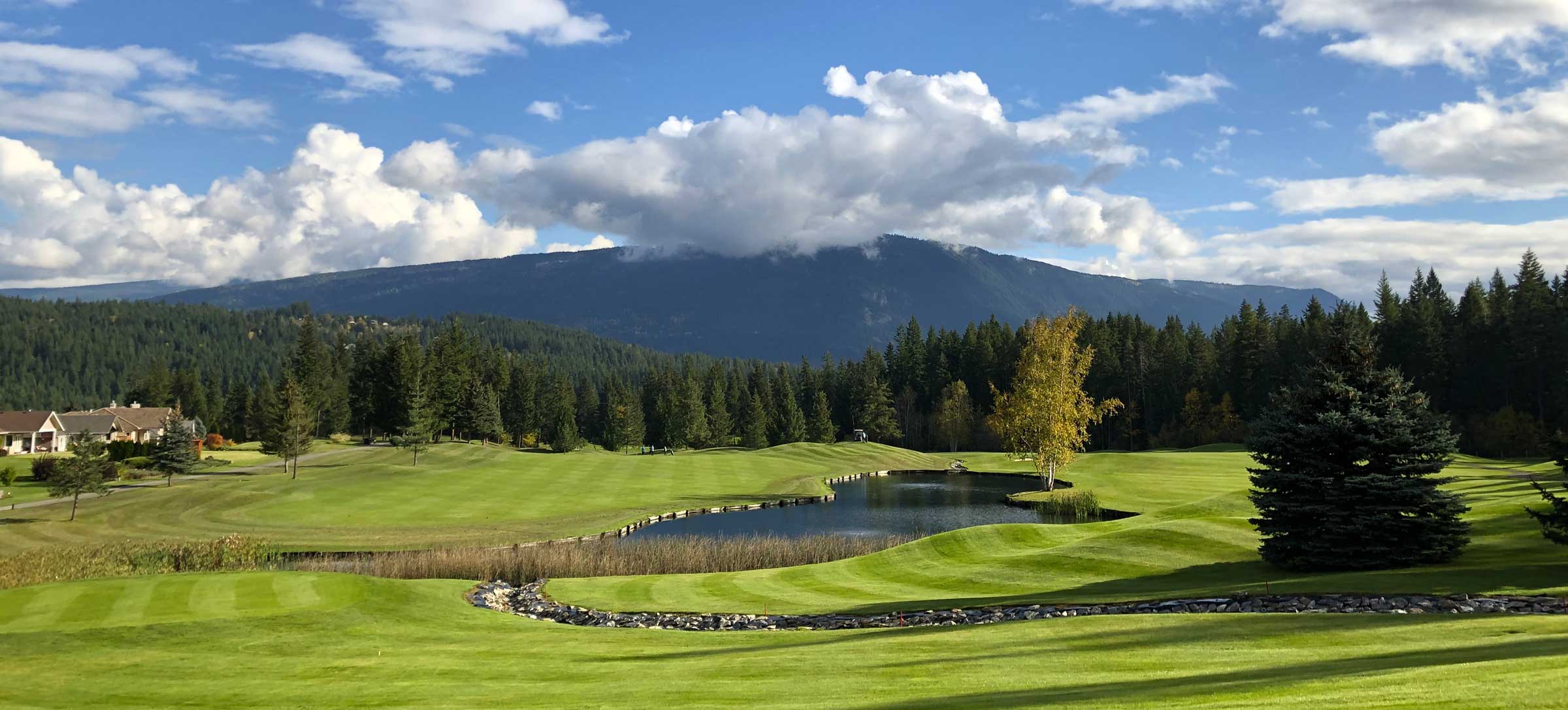 Shuswap Lake Golf Course & Driving Range: Shuswap Lake Golf Course is a professionally designed 18 hold golf course located in the heart of Blind Bay.