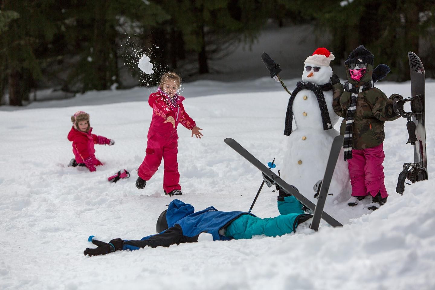 North Shuswap Winter Festival: Spend quality family time together at the North Shuswap Winter Festival every Family Day Weekend! Enjoy tasty treats, outdoor skating, family fun, snowman building, and everyone’s favourite – Bed Races!