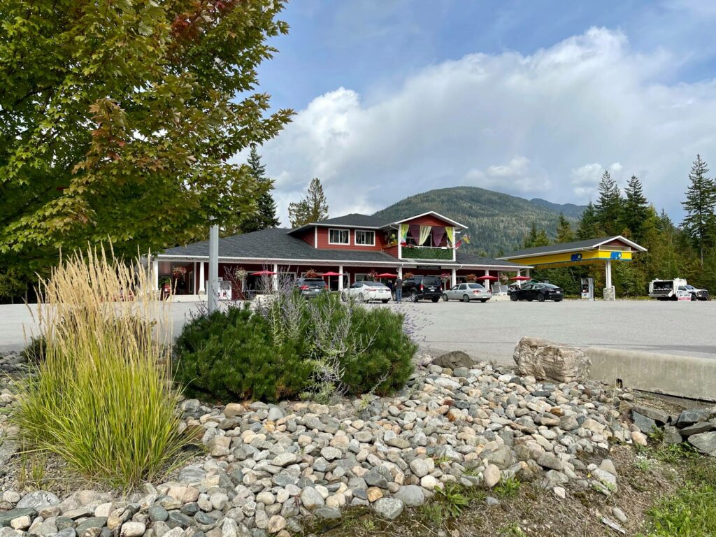 Ross Creek Country Store & Family Campground